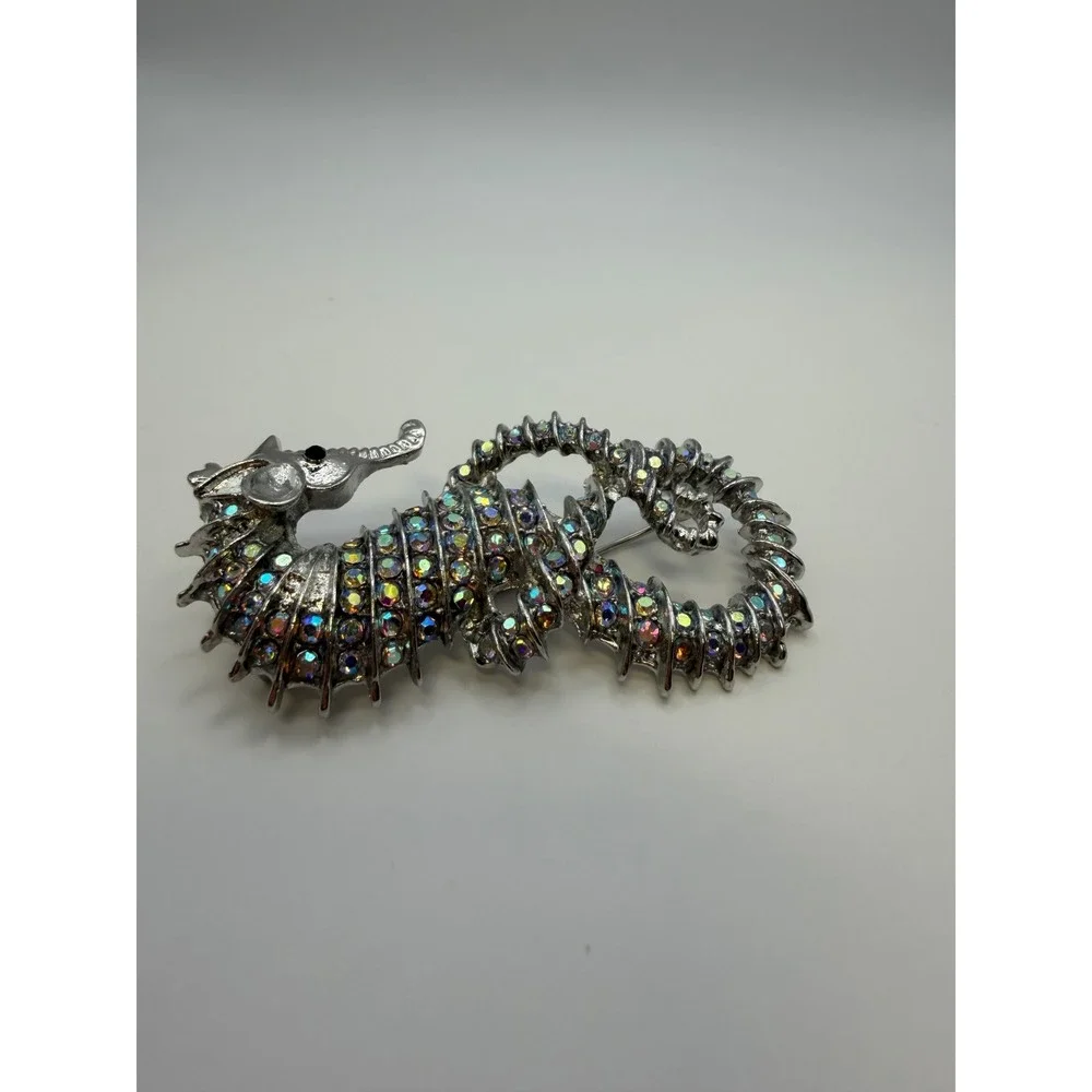 Sparkling Crystal Seahorse Brooch Pin Rhinestone Statement Jewelry Coastal Charm